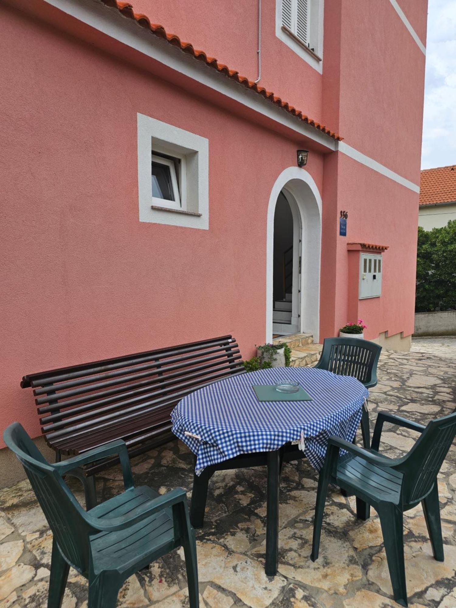Apartments Aleksandra راب المظهر الخارجي الصورة