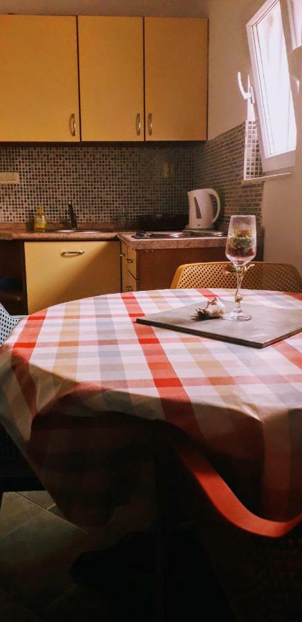 Apartments Aleksandra راب المظهر الخارجي الصورة